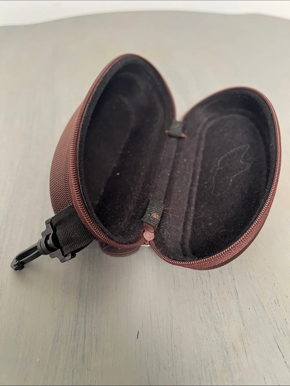 Maui Jim Brown Textured Hard Sunglasses Case